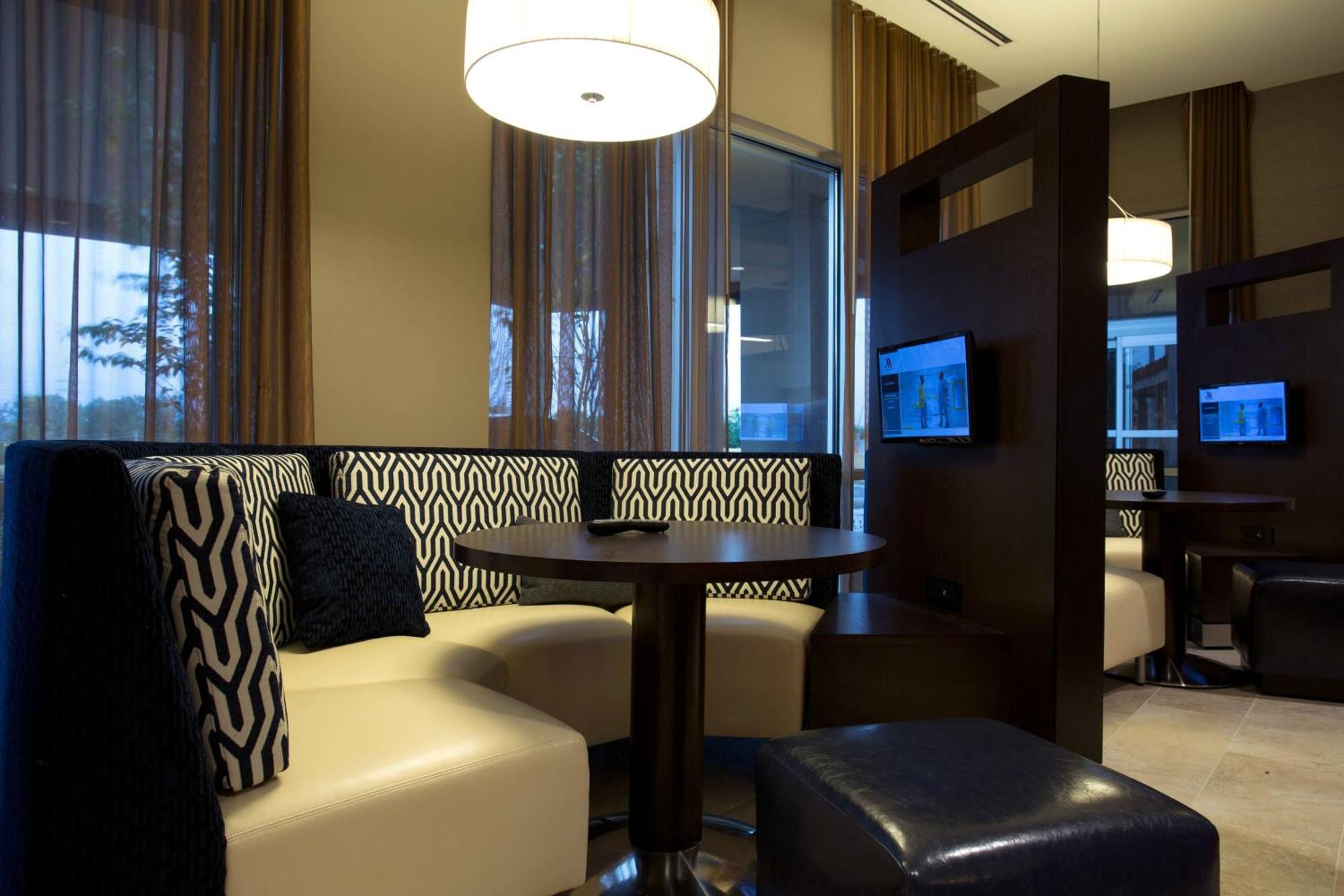 Courtyard By Marriott Starkville Msu At The Mill Conference Center Kültér fotó