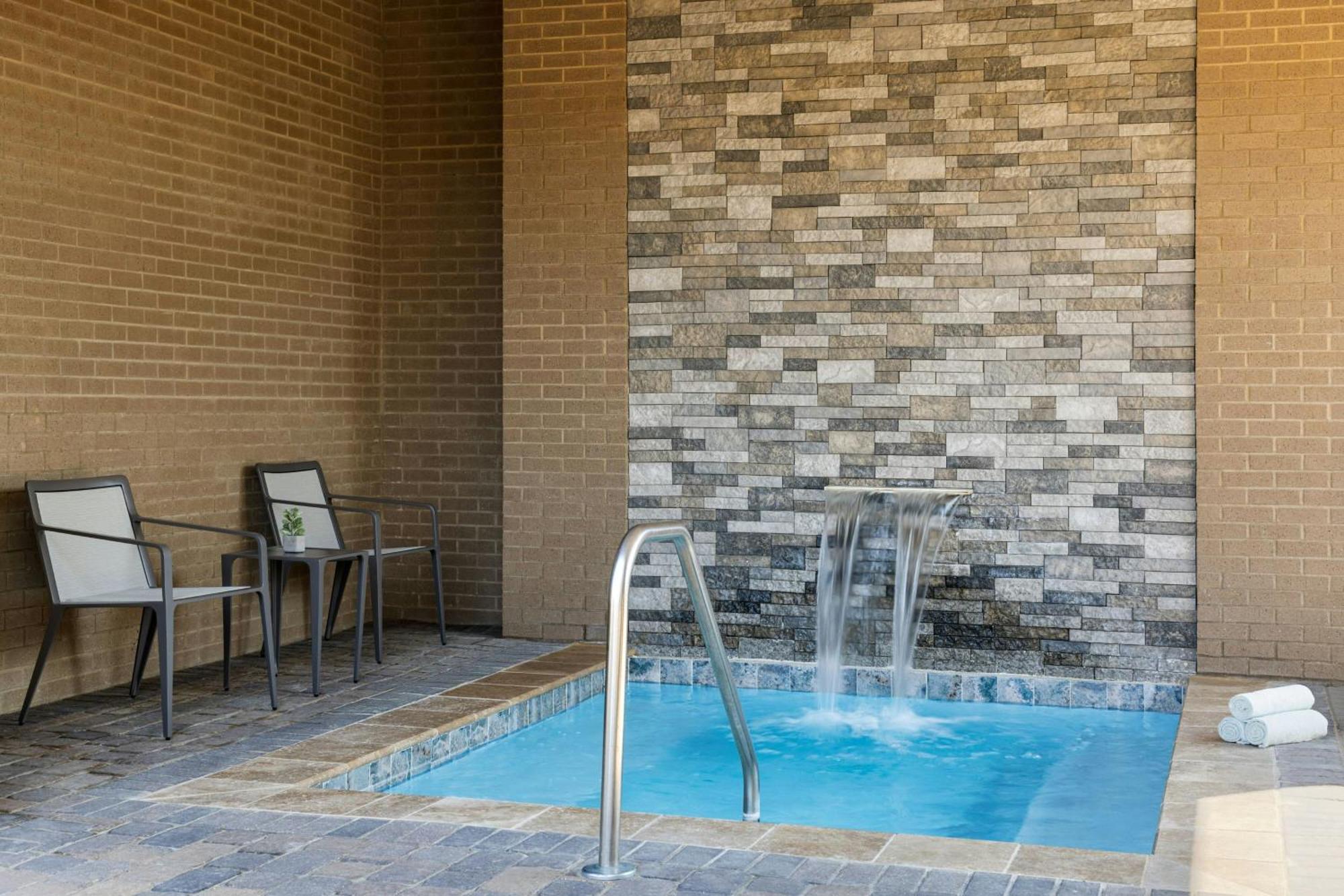 Courtyard By Marriott Starkville Msu At The Mill Conference Center Kültér fotó