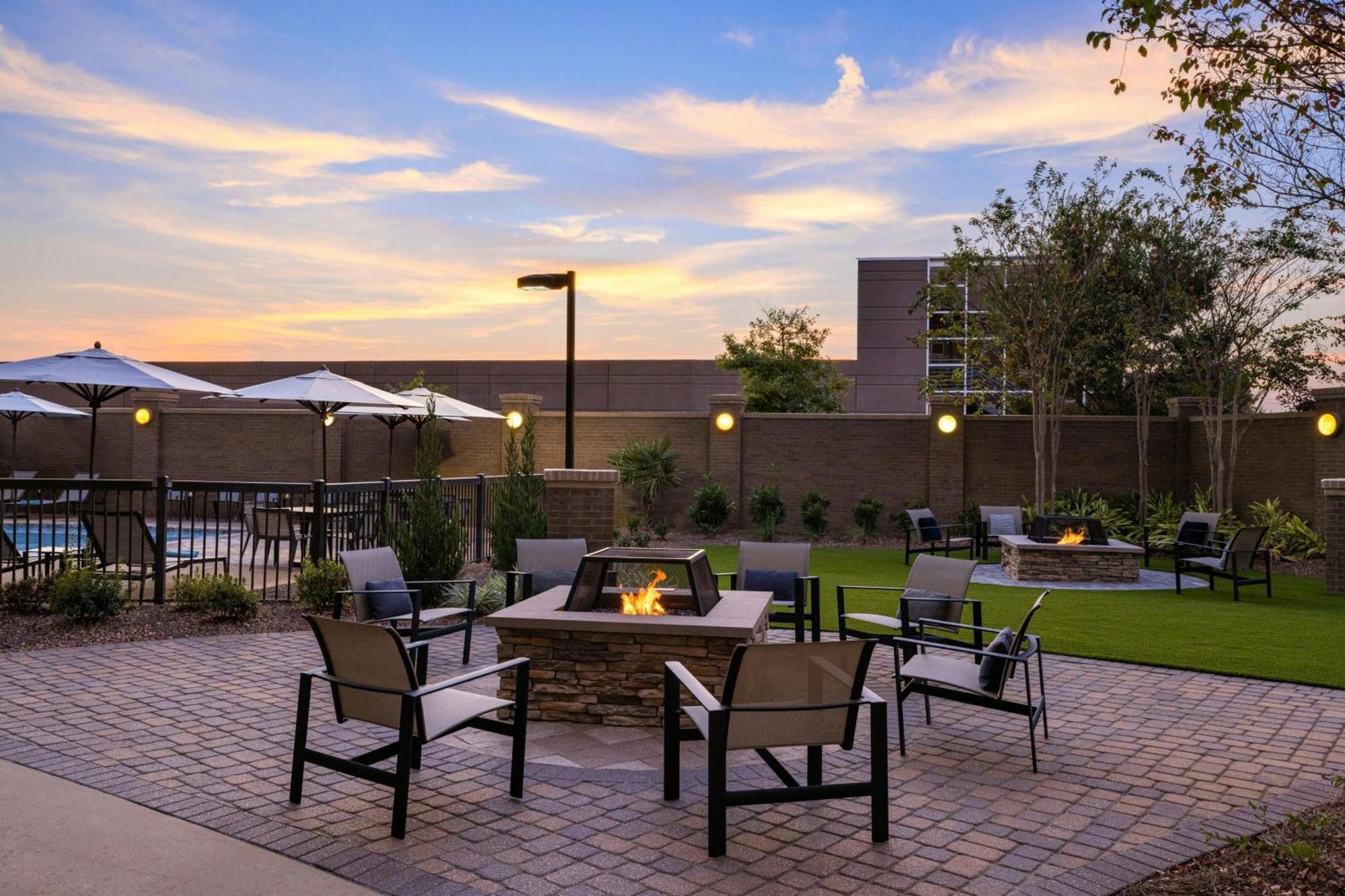 Courtyard By Marriott Starkville Msu At The Mill Conference Center Kültér fotó